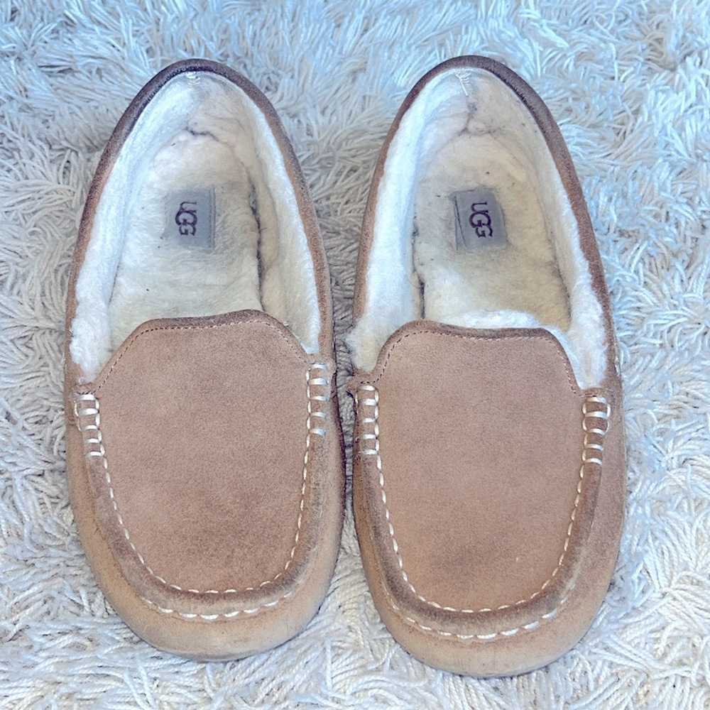 UGG Ansley Slippers Brown Chestnut Women’s Size 10